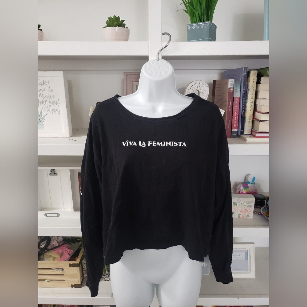 Forever 21 Black Crop Longsleeve Tee